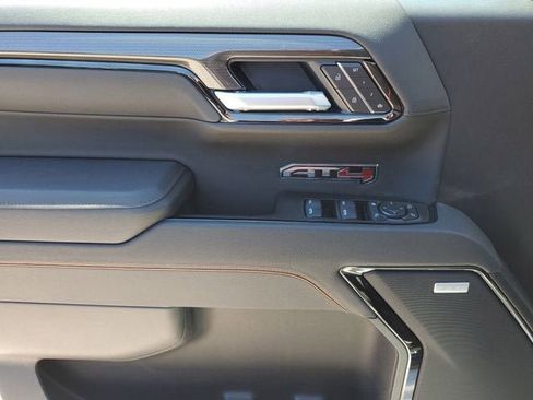 New 2026 GMC Sierra 1500 AT4 w/ AT4 Premium Package AWD/4WD image 18