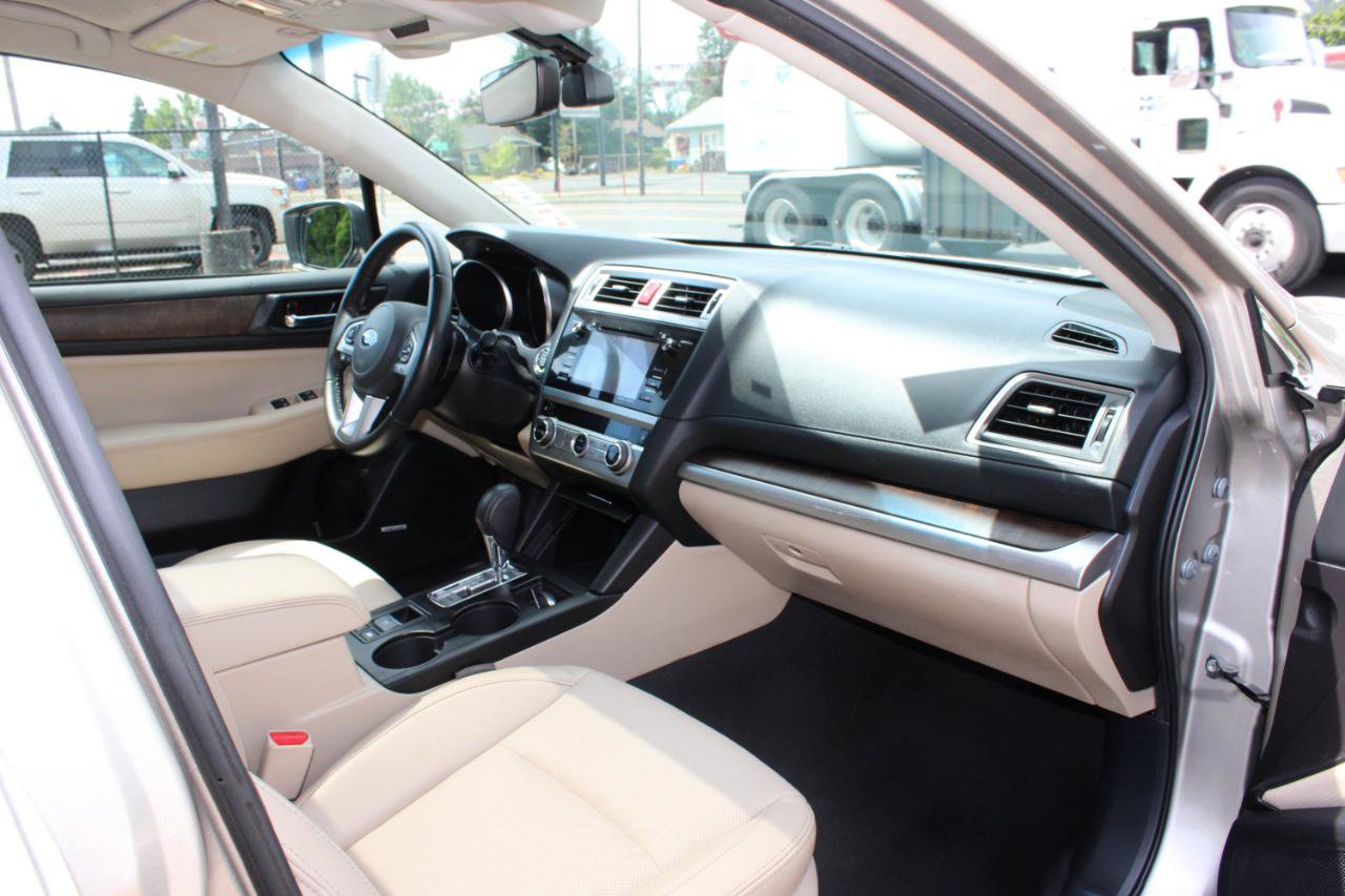 Used 2017 Subaru Outback 2.5i Limited AWD/4WD image 16