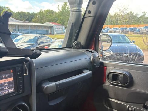 Used 2008 Jeep Wrangler Unlimited Rubicon w/ PWR Convenience Group AWD/4WD image 15