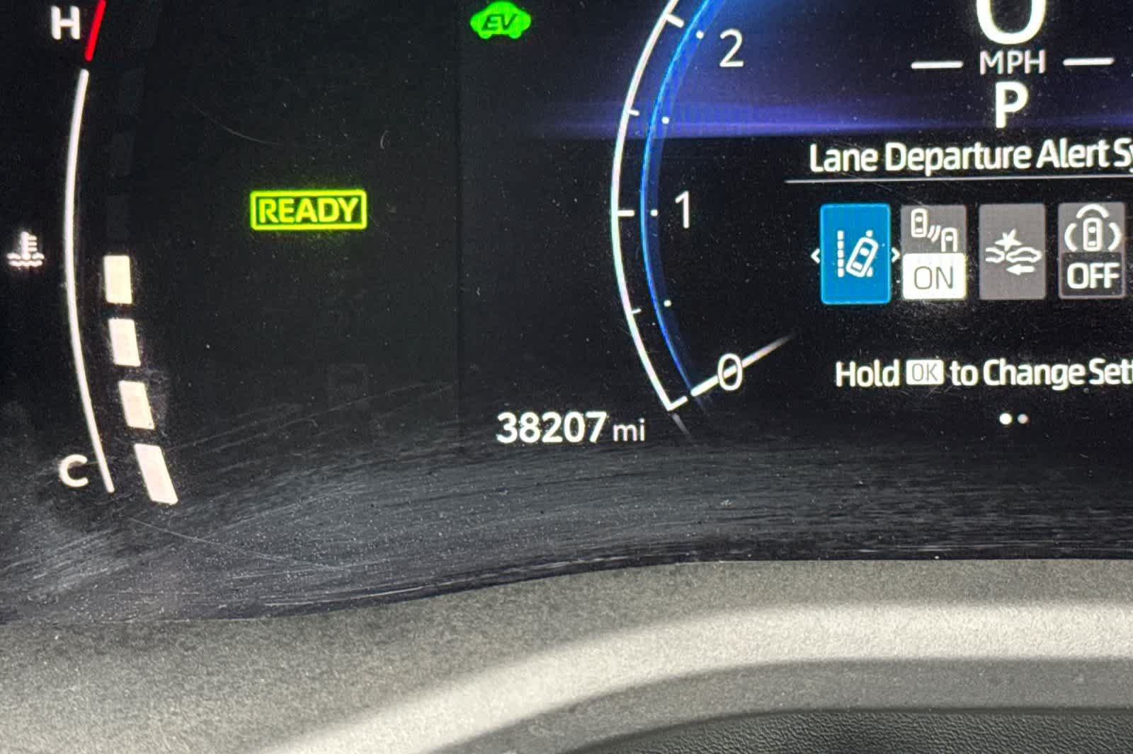 Used 2025 Toyota Camry LE FWD image 28