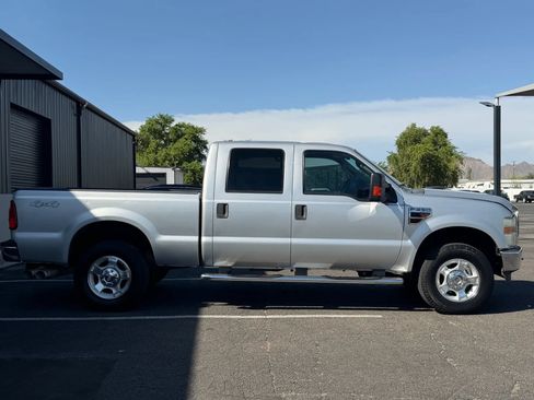 Used 2010 Ford F250 XL AWD/4WD image 10