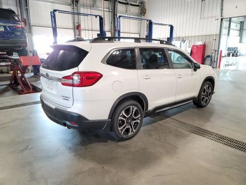 Used 2020 Subaru Ascent Limited w/ Technology Package AWD/4WD image 7