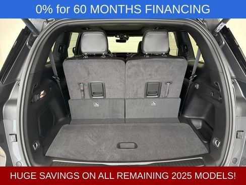 New 2025 Jeep Grand Cherokee L Limited w/ Luxury Tech Group II image 16