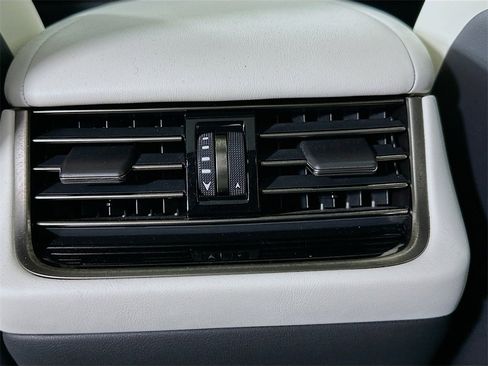 Used 2023 Lexus LS 500 F Sport image 29