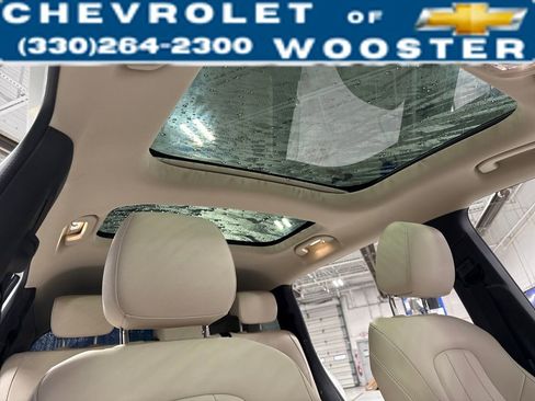 Used 2022 Mercedes-Benz EQB 300 4MATIC image 28