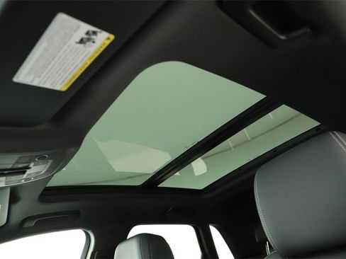 New 2025 Audi Q3 2.0T Premium image 26