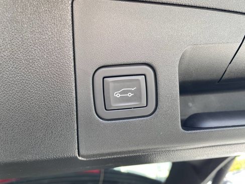 Used 2024 Cadillac XT5 Premium Luxury w/ LPO, Floor Liner Package AWD/4WD image 6