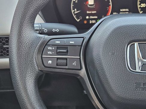 Used 2026 Honda HR-V LX image 25