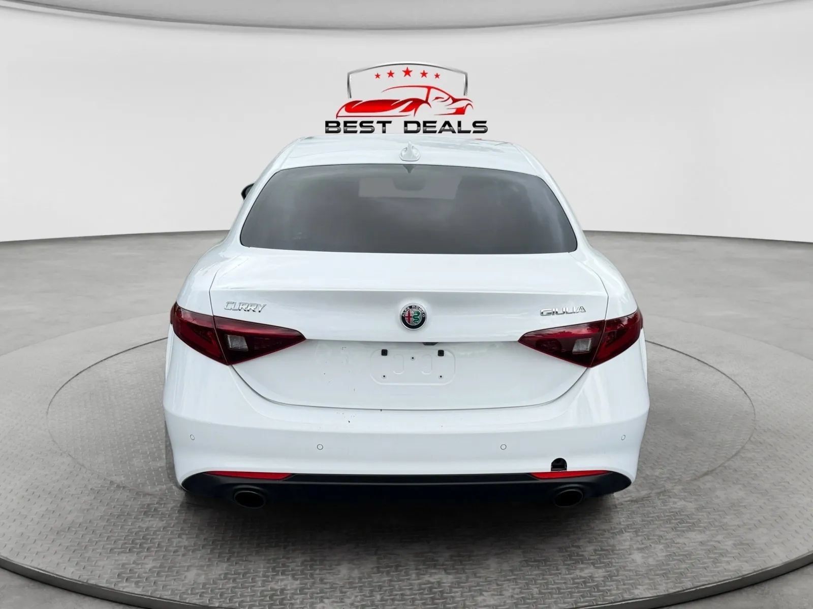 Used 2023 Alfa Romeo Giulia Sprint RWD image 4