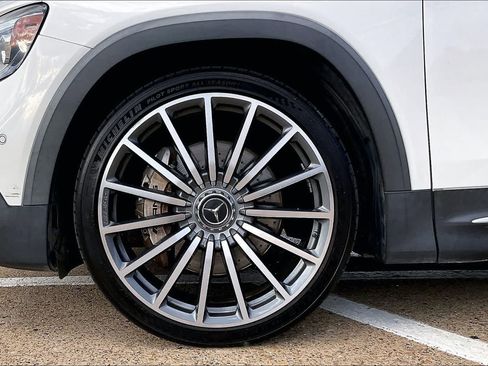 Used 2022 Mercedes-Benz GLB 35 AMG 4MATIC image 8