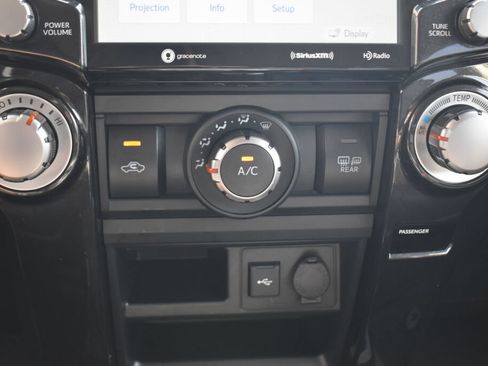 Used 2021 Toyota 4Runner TRD Off-Road Premium w/ Moonroof Package AWD/4WD image 12