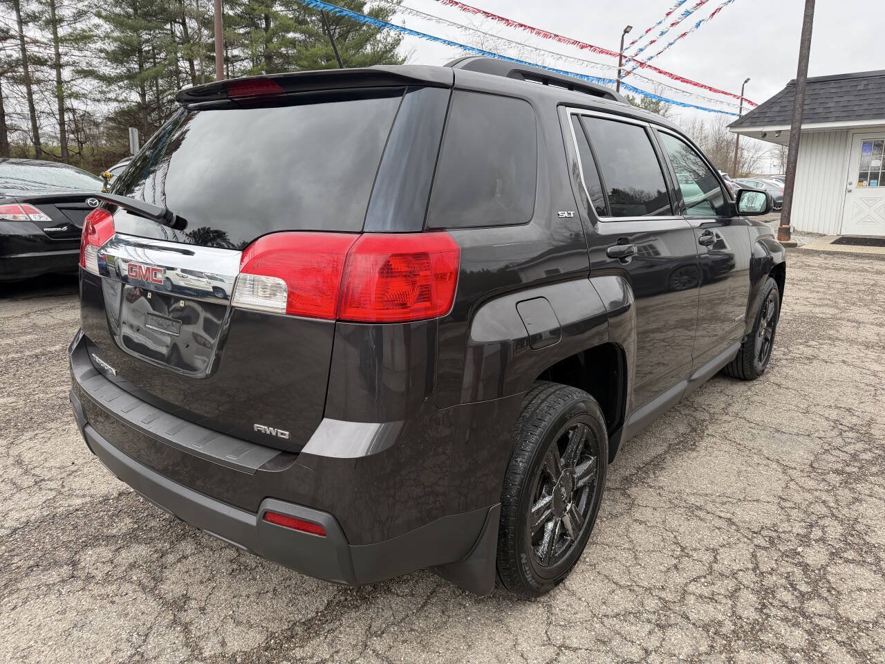 Used 2015 GMC Terrain SLT w/ Open Road Package AWD/4WD image 5