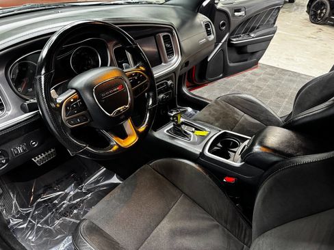 Used 2020 Dodge Charger R/T w/ Plus Group image 30