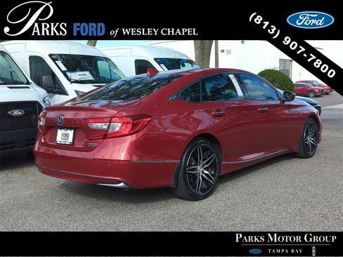 Used 2022 Honda Accord Touring image 5
