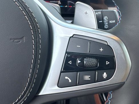 New 2026 BMW X7 M60i image 29