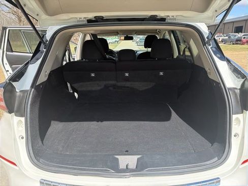 Used 2018 Nissan Murano SV FWD image 9
