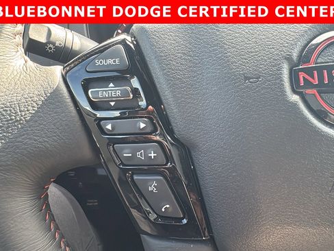 Used 2025 Nissan Frontier Pro-X image 19