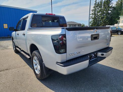Used 2014 Nissan Titan S AWD/4WD image 8