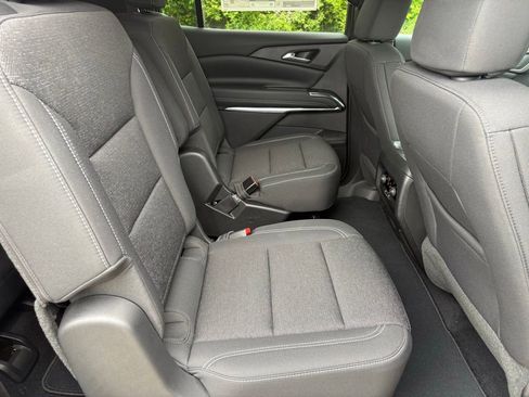 New 2026 Chevrolet Traverse LT w/ LPO, Floor Liner Package FWD image 35