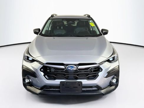 Used 2024 Subaru Crosstrek 2.5i Limited AWD/4WD image 2