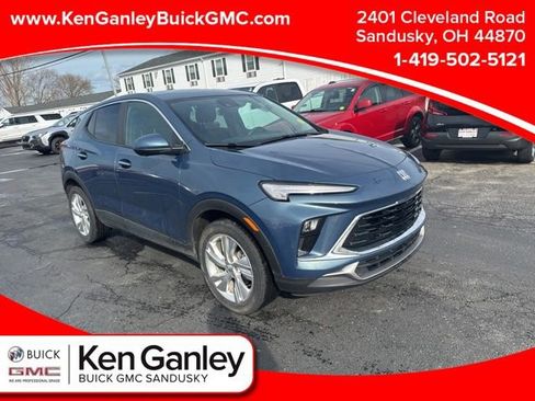 Certified 2024 Buick Encore GX Preferred w/ Comfort Package image 1