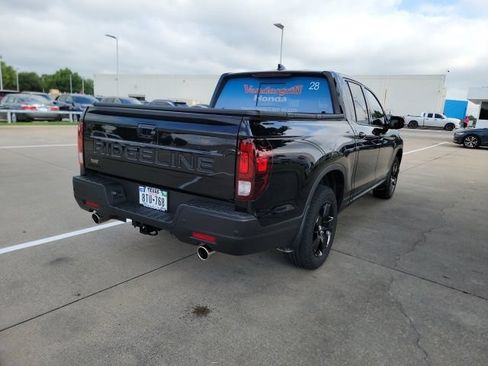 Used 2025 Honda Ridgeline Black Edition image 5