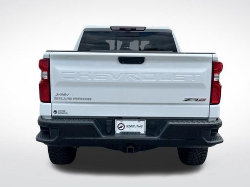 Used 2022 Chevrolet Silverado 1500 ZR2 w/ Technology Package AWD/4WD image 5