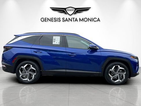Used 2022 Hyundai Tucson Limited w/ Cargo Package FWD image 3