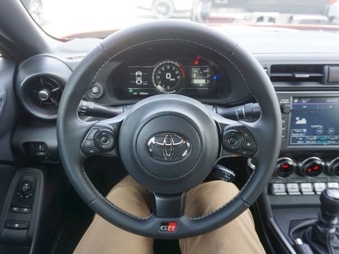 Certified 2024 Toyota GR86 Premium image 3