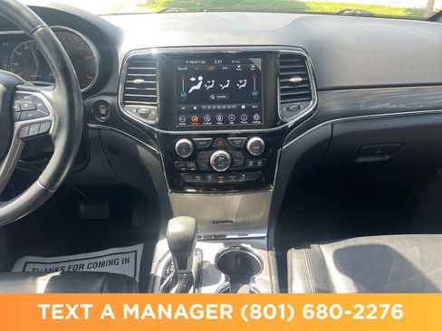 Used 2022 Jeep Grand Cherokee Limited AWD/4WD image 17