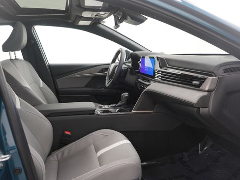 Used 2026 Toyota Camry SE w/ Multimedia Upgrade Package image 11