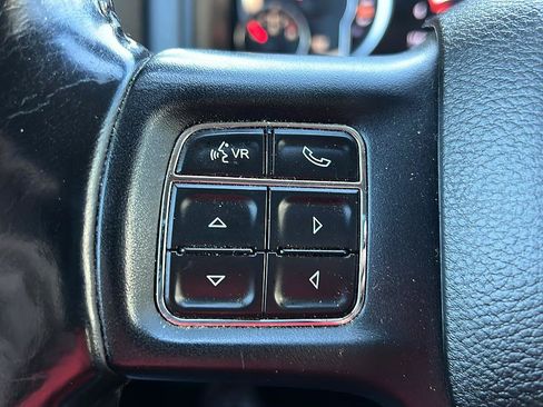 Used 2017 RAM 1500 Big Horn AWD/4WD image 32