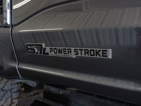 Used 2023 Ford F350 XLT w/ Camper Package image 55