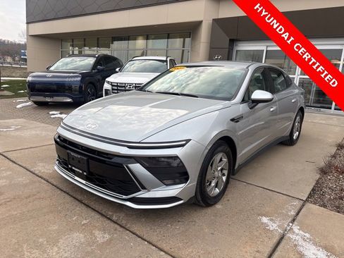 Certified 2025 Hyundai Sonata SE image 3