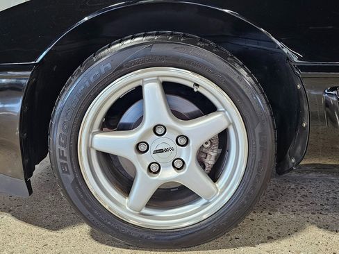 Used 1994 Chevrolet Corvette Convertible RWD image 24