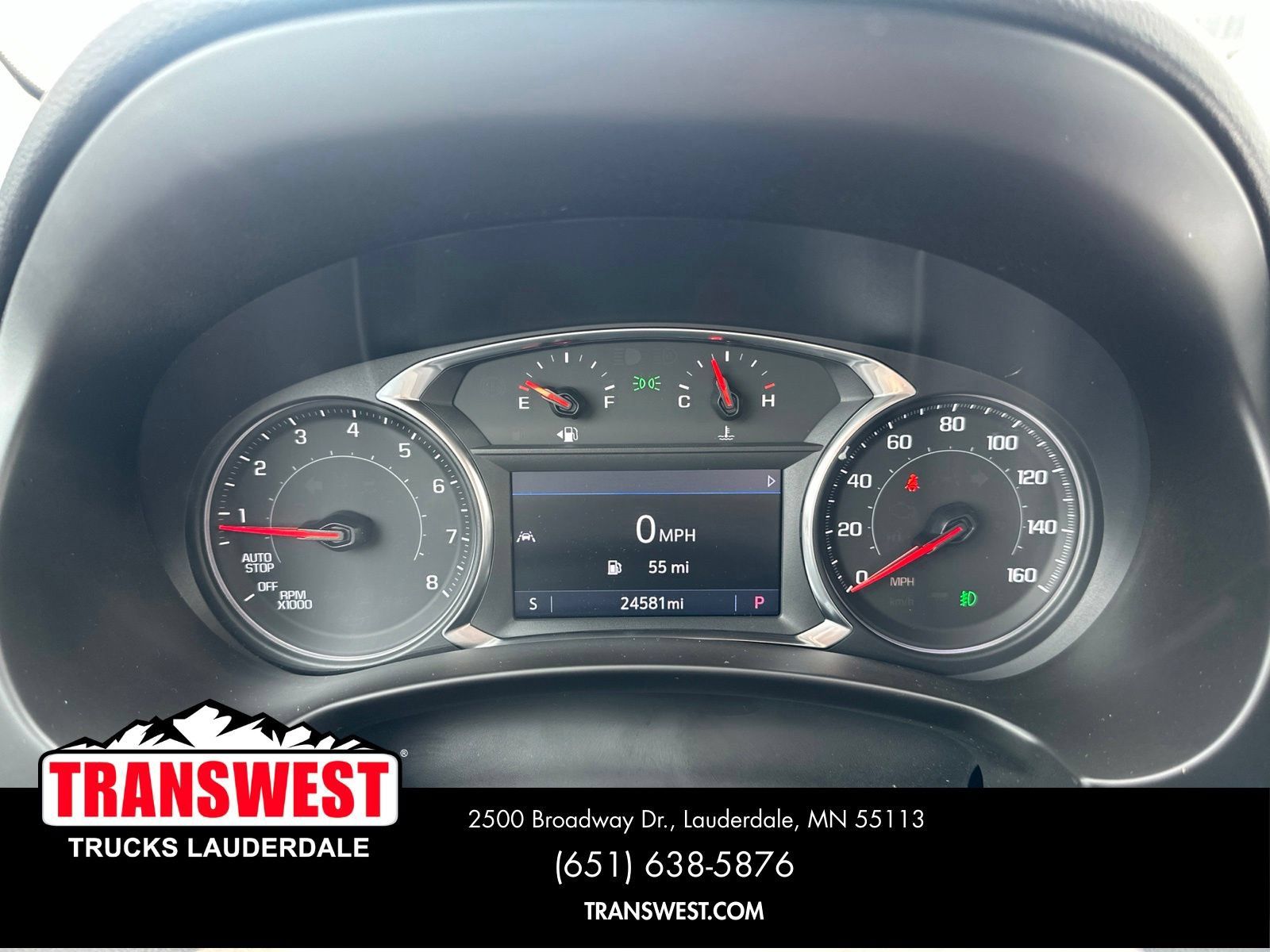 Used 2024 GMC Terrain SLT AWD/4WD image 14
