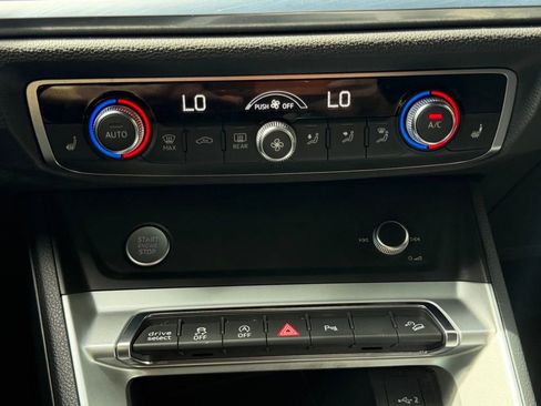 Used 2020 Audi Q3 2.0T Premium w/ Convenience Package image 17