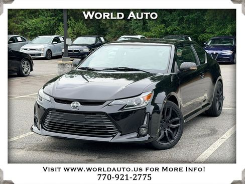 Used 2014 Scion tC FWD image 1