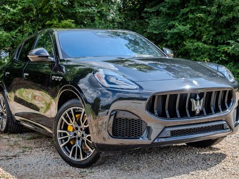 Used 2023 Maserati Grecale Modena AWD/4WD image 7