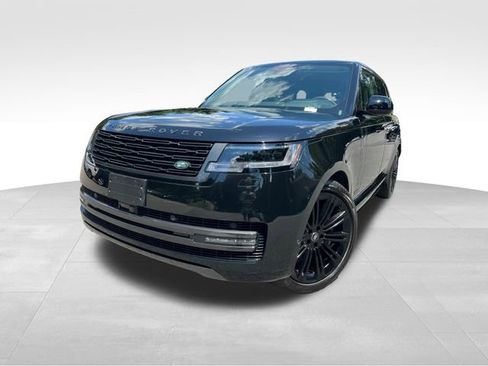 Used 2024 Land Rover Range Rover Long Wheelbase Autobiography image 9
