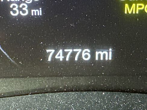 Used 2019 Jeep Grand Cherokee Laredo RWD image 32