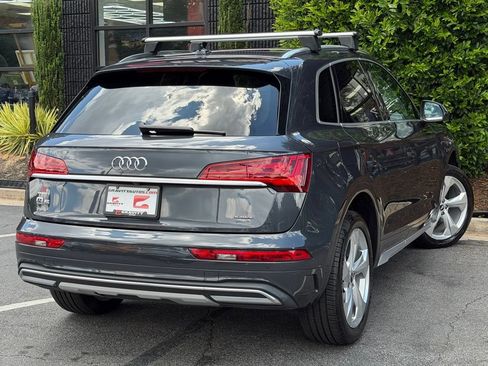 Used 2021 Audi Q5 2.0T Premium Plus w/ Premium Plus Package AWD/4WD image 12