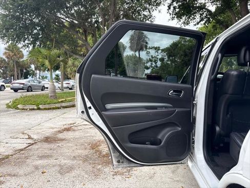 Used 2018 Dodge Durango R/T w/ Technology Group RWD image 16
