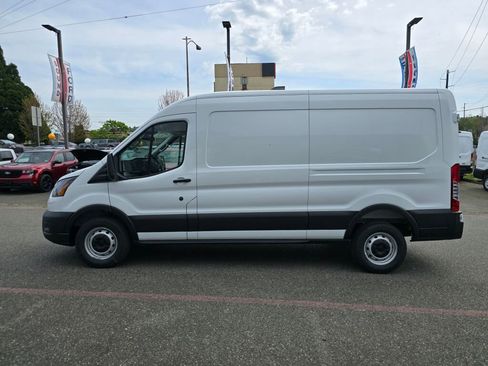 New 2026 Ford Transit 250 148 Medium Roof RWD image 8