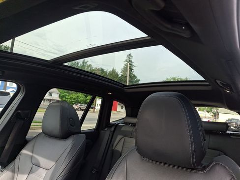 Used 2022 BMW X3 xDrive30i w/ M Sport Package 2 AWD/4WD image 14