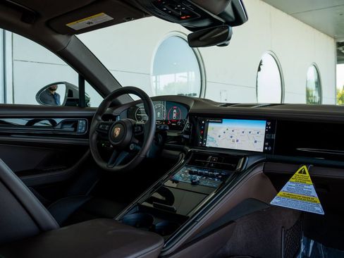 New 2026 Porsche Panamera RWD image 23