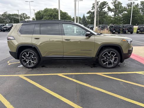 New 2026 Jeep Cherokee Overland AWD/4WD image 4