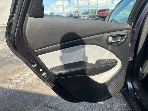 Used 2014 Dodge Dart SXT FWD image 23