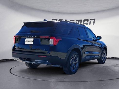 New 2026 Ford Explorer Active w/ Active Comfort Package image 5