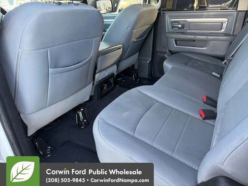 Used 2014 RAM 2500 SLT image 28